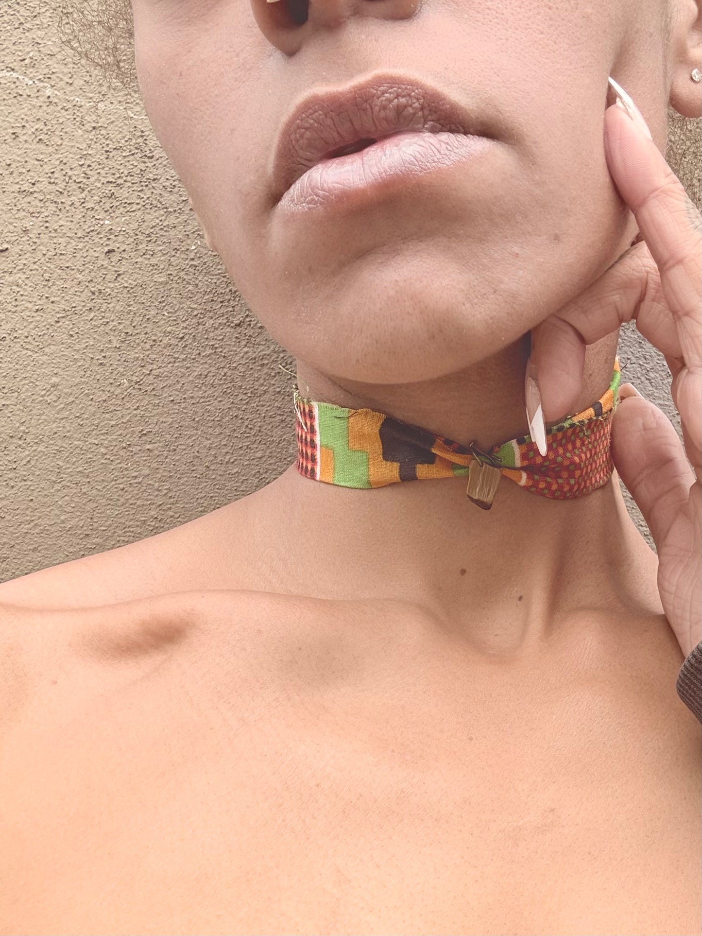 AHYMN Tiger Chocker