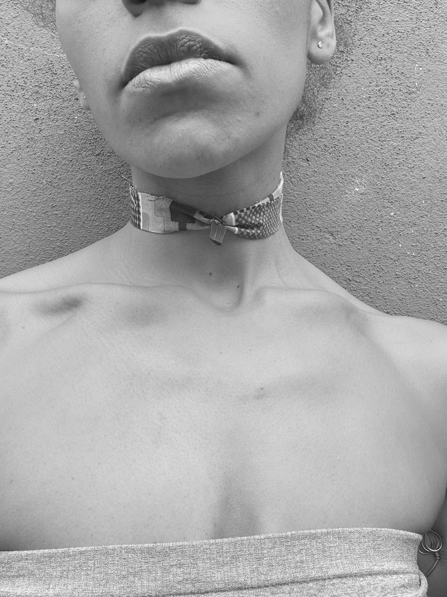 AHYMN Tiger Chocker