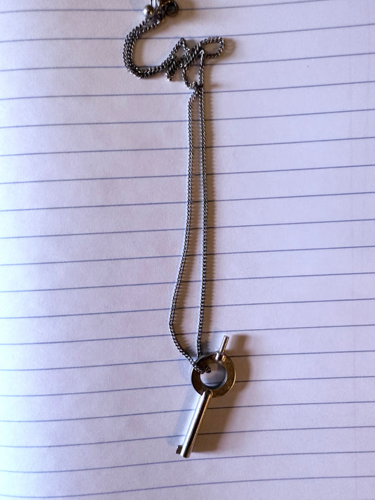AHYMN Key Necklace